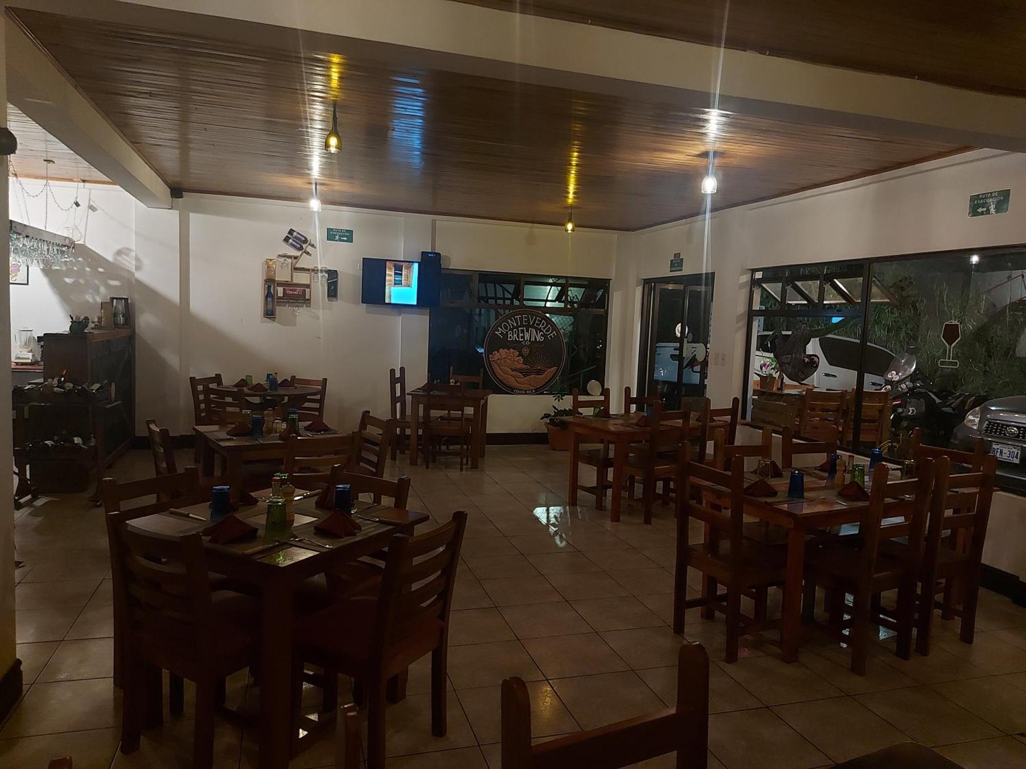 Alisson Hotel Y Restaurant Monteverde Esterno foto